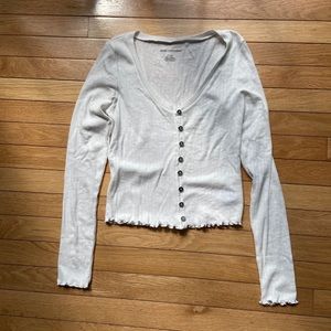 American Eagle White Button Down Long Sleeve